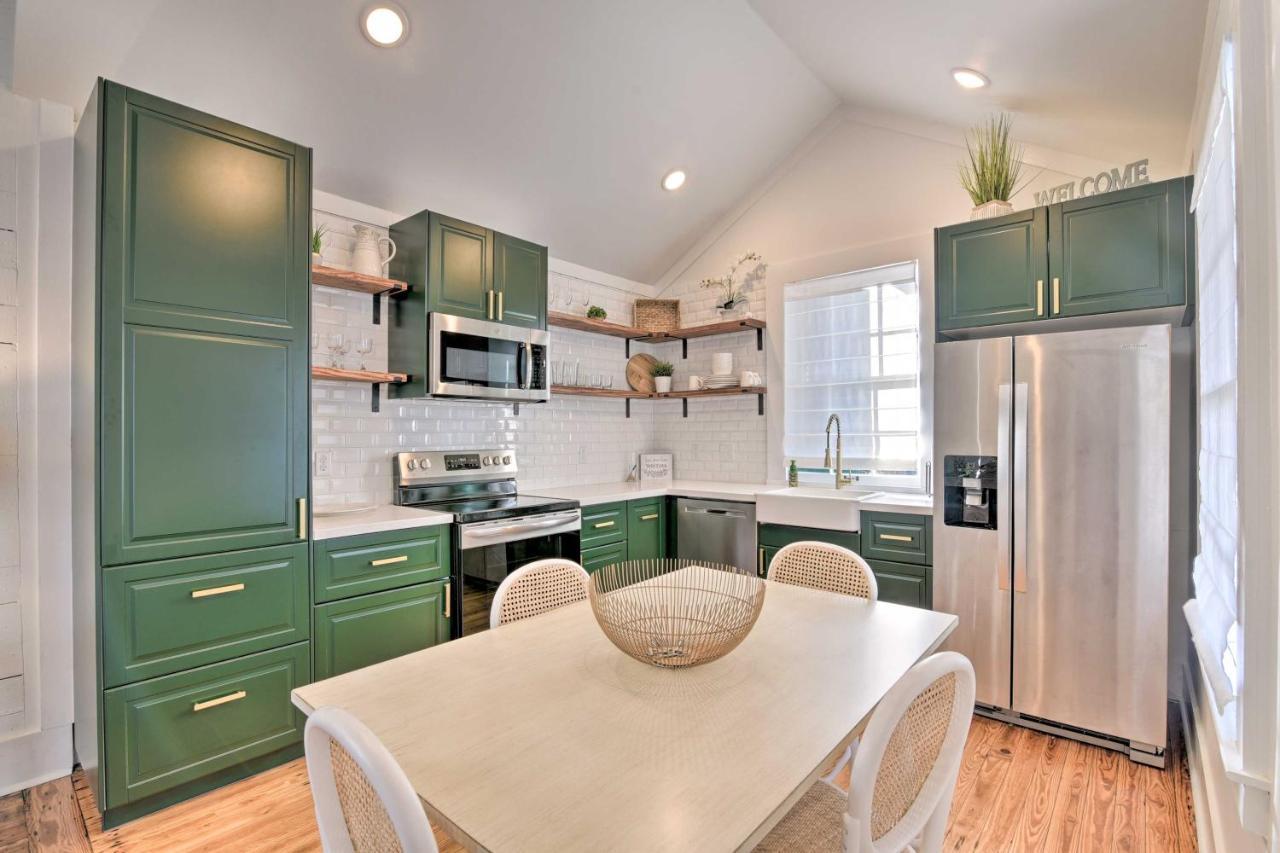Bright Galveston Cottage Close To Beach And Strand מראה חיצוני תמונה